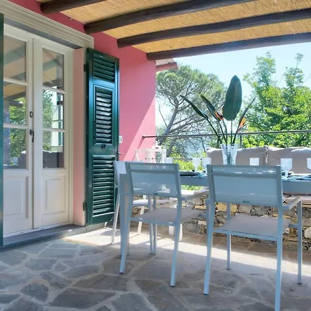 I Giardini Di - Sarvia, Garden&pool Villa *