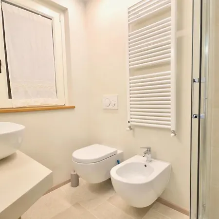 I Giardini Di - Sarvia, Garden&pool Villa
