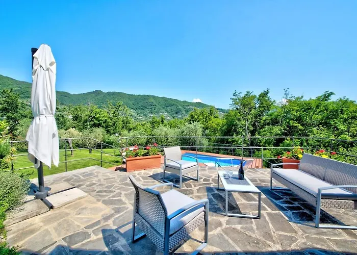 I Giardini Di - Sarvia, Garden&pool Villa