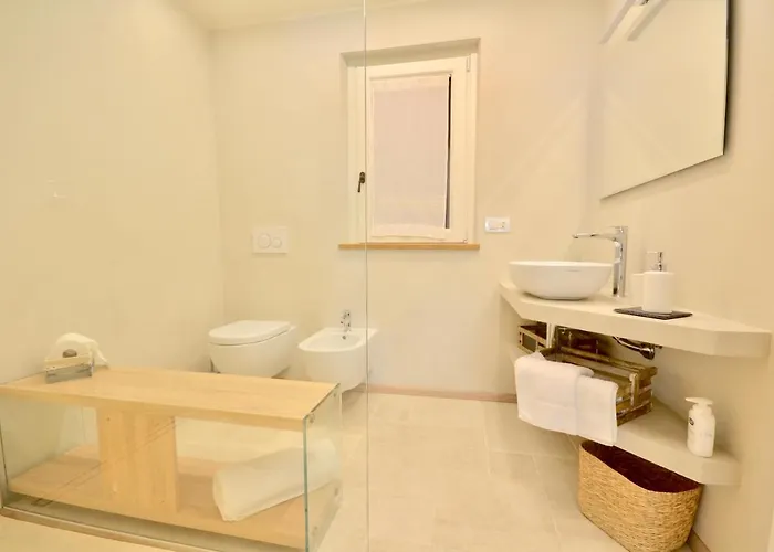 Villa I Giardini Di - Sarvia, Garden&pool *